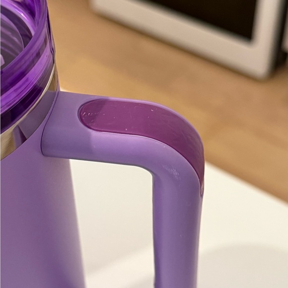 Olivia Rodrigo 💜 LIMITED RELEASE 40oz Stanley Tumbler ⭐️
Original box included! - Picture 7 of 9